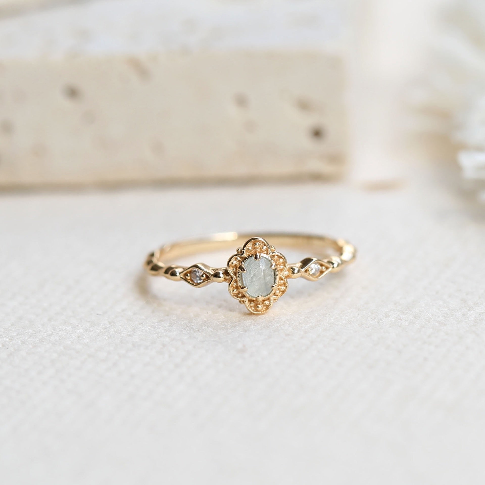 Bague Aigue Marine Aura Marine Argent Plaqué Or : apaisement et pureté - Biloria
