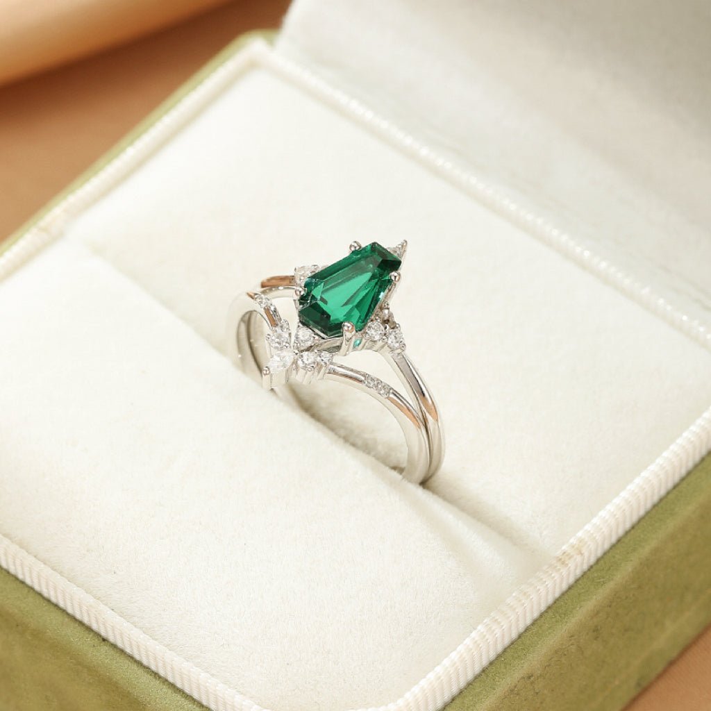 Bague Émeraude Argent S925 – Pierre Naturelle 6x9mm - Biloria