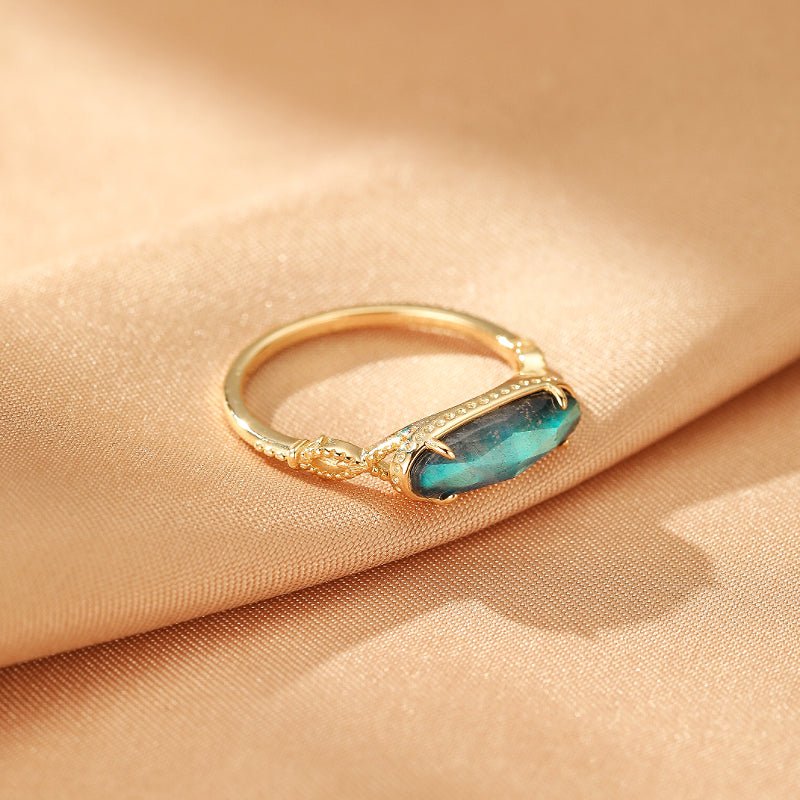 Bague Labradorite Reflet Mystique – Argent Plaqué Or, Bijou Protecteur - Biloria