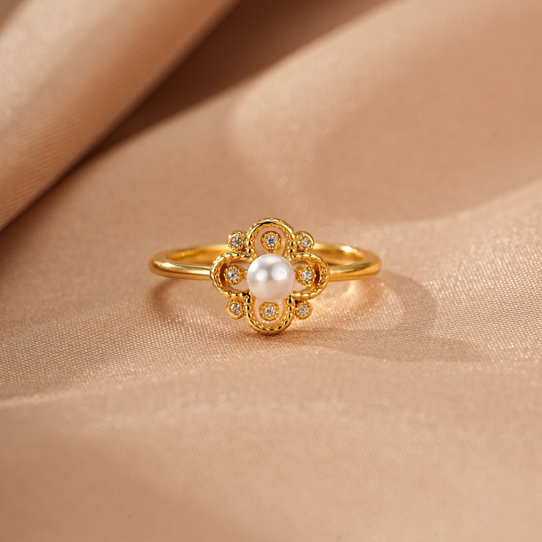 Bague Perle Fleur Dorée Plaqué Or 18K Ajustable - Biloria