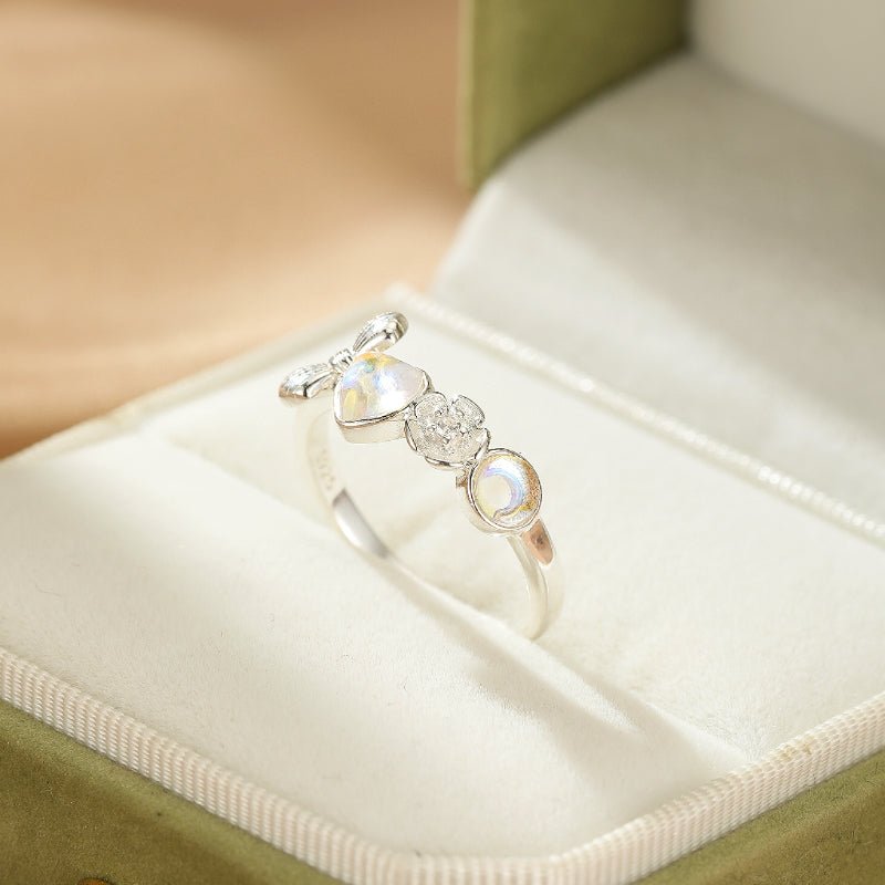 Bague Pierre de Lune Ajustable Argent S925 – Bijou Fleur Intuition - Biloria