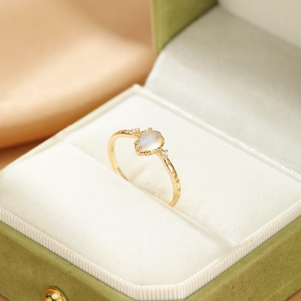 Bague Pierre de Lune en Argent Plaqué Or - Biloria