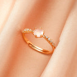 Bague Quartz Rose : amour de soi et élégance dorée - Biloria