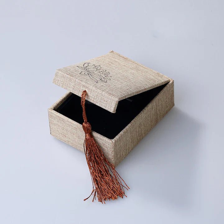 Boîte Cadeau Lotus en Lin Gris pour Bijoux - Biloria