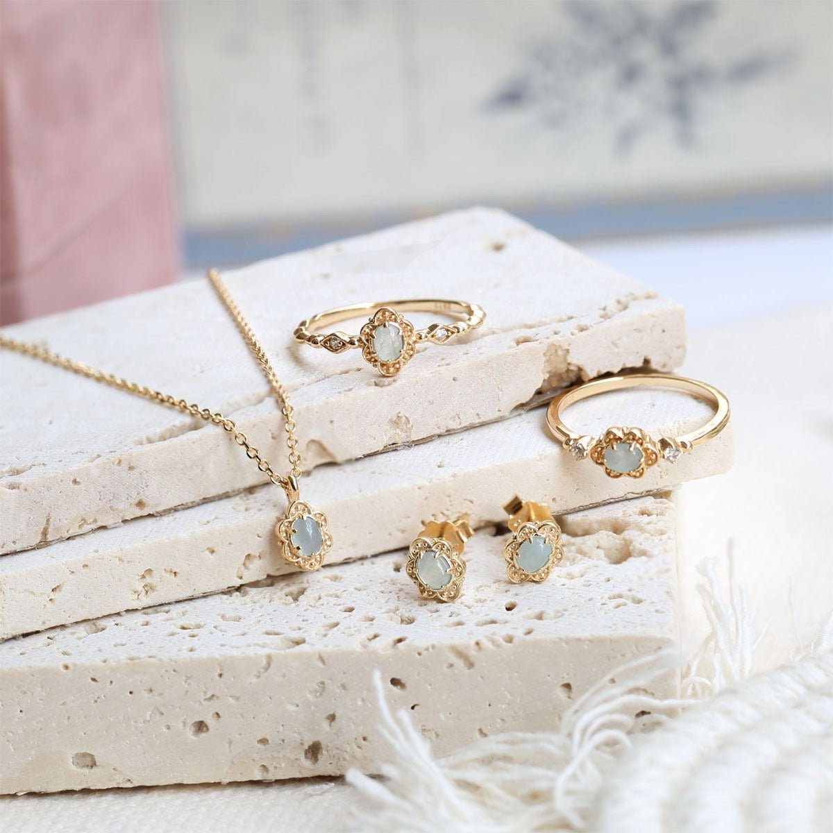 Boucles d'Oreilles Aigue Marine Dorées – Bijou Pierre Naturelle - Biloria
