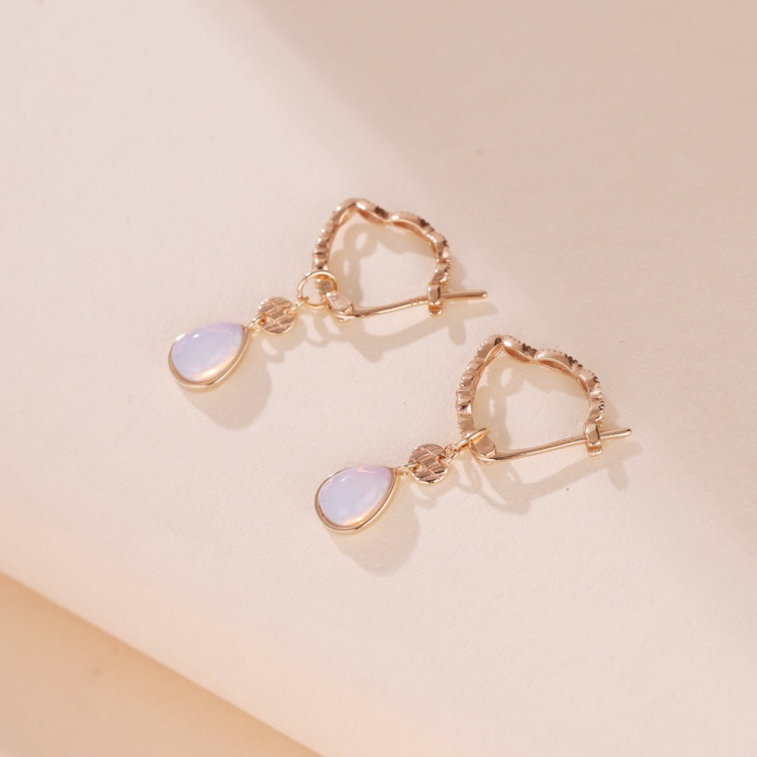 Boucles d'Oreilles en Opale Blanche et Argent Plaqué Or - Biloria