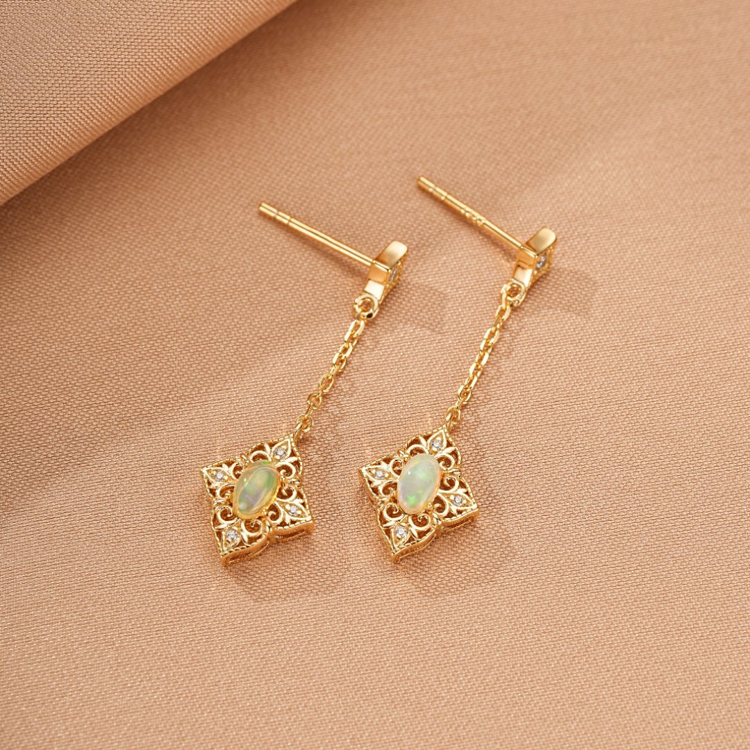 Boucles d'Oreilles Opale Naturelle, Argent Plaqué Or 10K - Biloria
