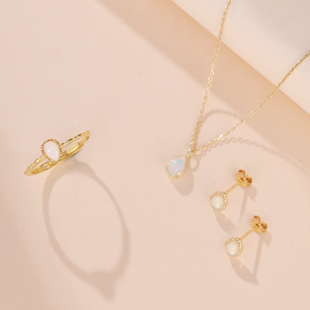 Boucles d'Oreilles Opale Sagesse Argent Plaqué Or – Bijou Spirituel - Biloria