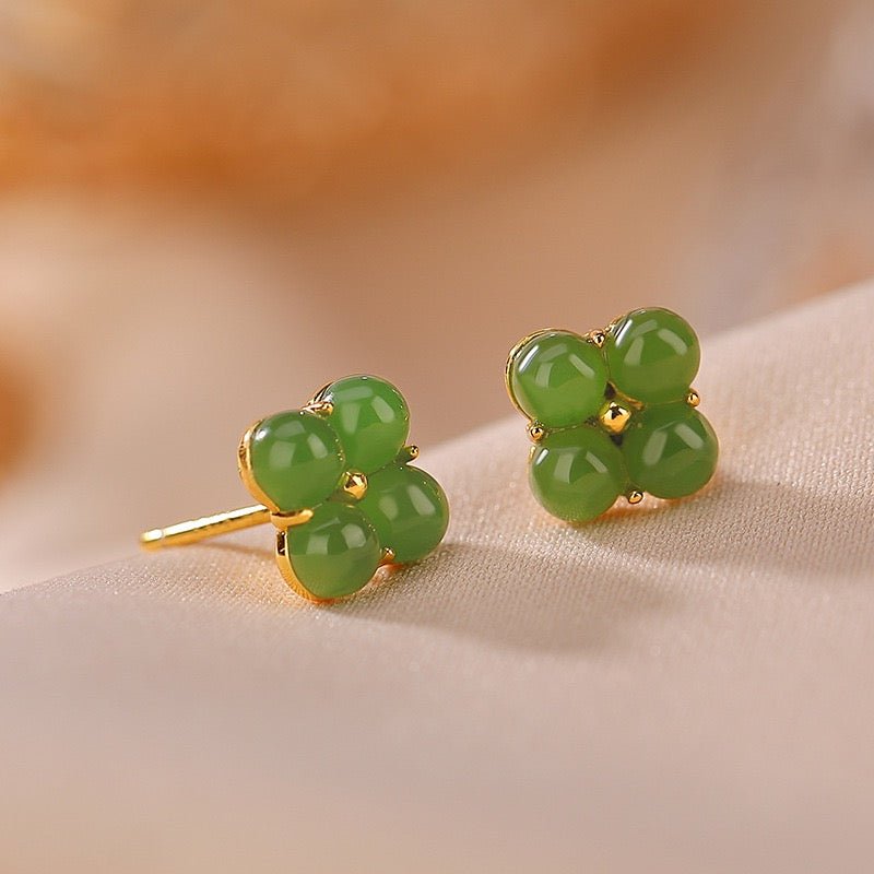 Boucles d'Oreilles Trèfle en Jade Argent Plaqué Or Chance et Sérénité - Biloria