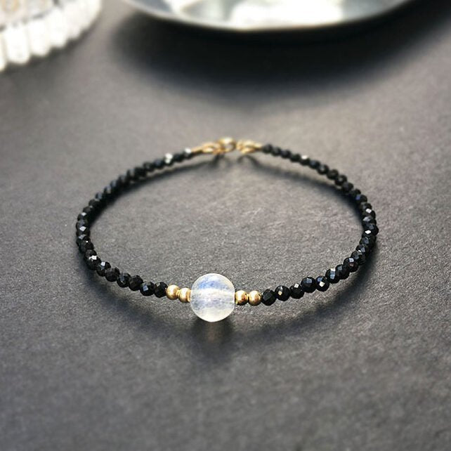 Bracelet Pierre de Lune et Spinelle – Lumière Intérieure, Plaqué Or - Biloria