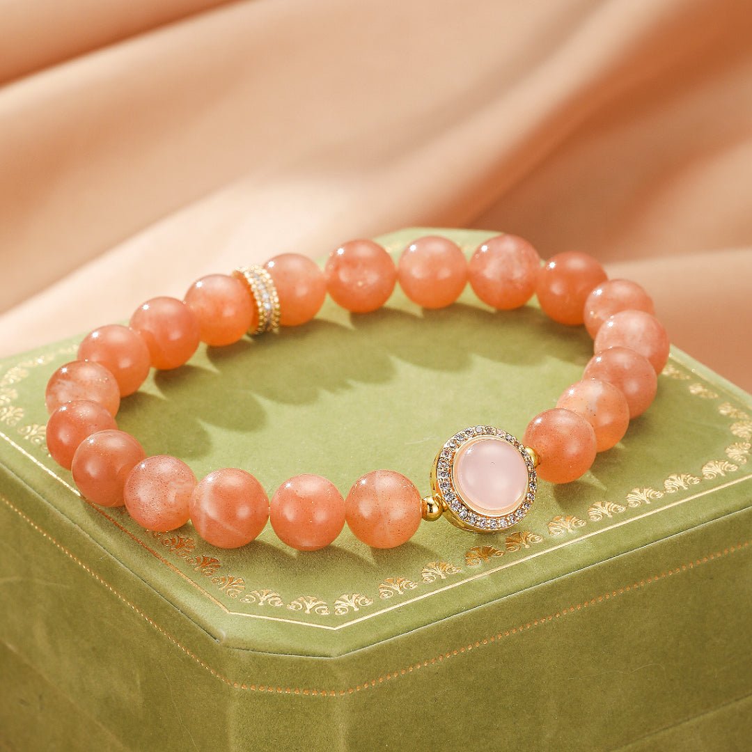 Bracelet Pierre de Soleil, Quartz Rose et Nacre – Douceur Lumineuse - Biloria