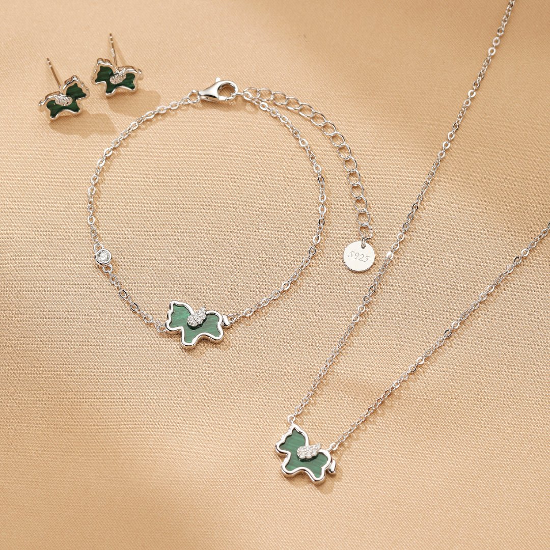 Collier Argent Malachite Cheval – Force et Élégance - Biloria
