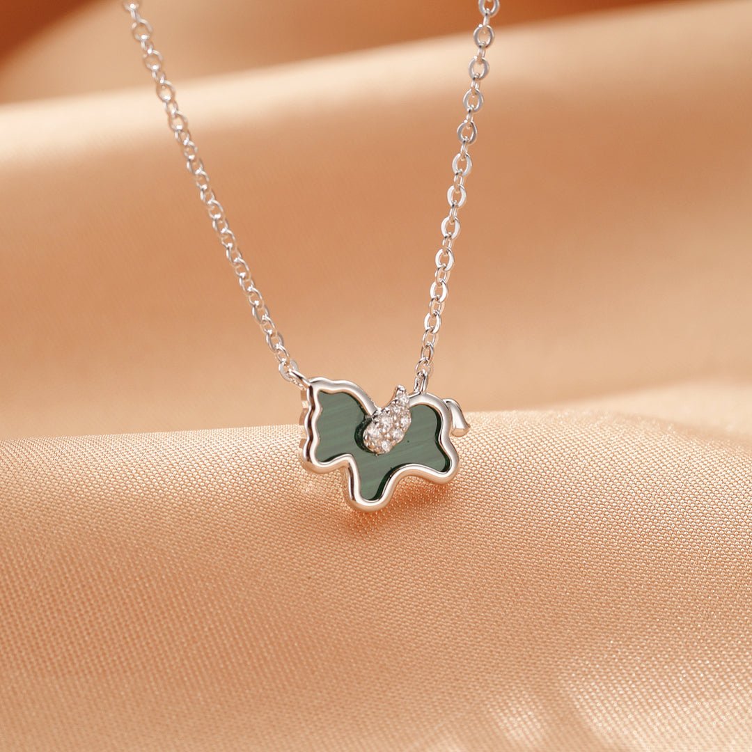 Collier Argent Malachite Cheval – Force et Élégance - Biloria