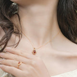Collier Grenat Flamme Royale – Argent Plaqué Or 10K - Biloria