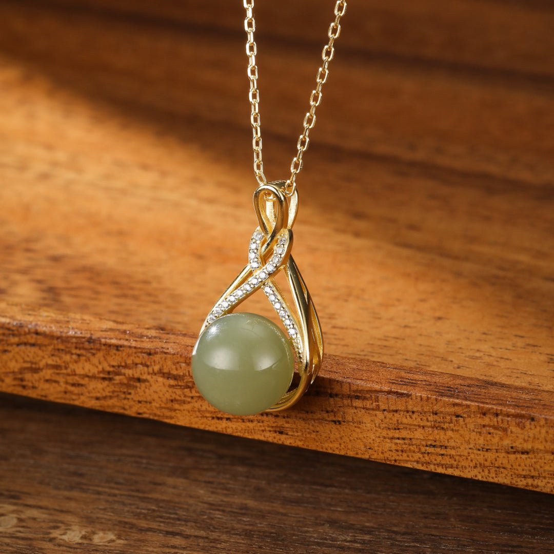 Collier Jade et symbole Infini en Argent plaqué Or - Biloria