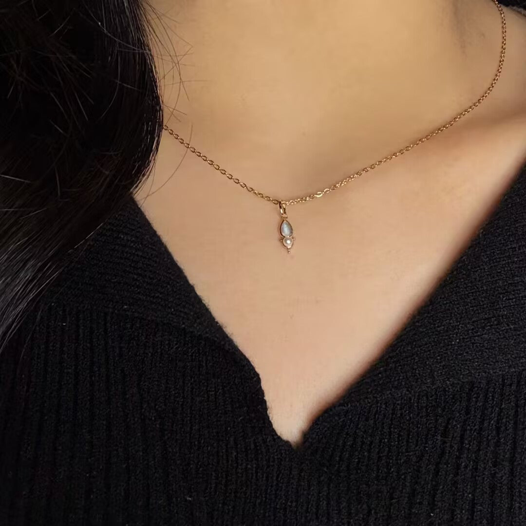 Collier Labradorite Perle Lumière d'Atlantis Argent Plaqué Or - Biloria