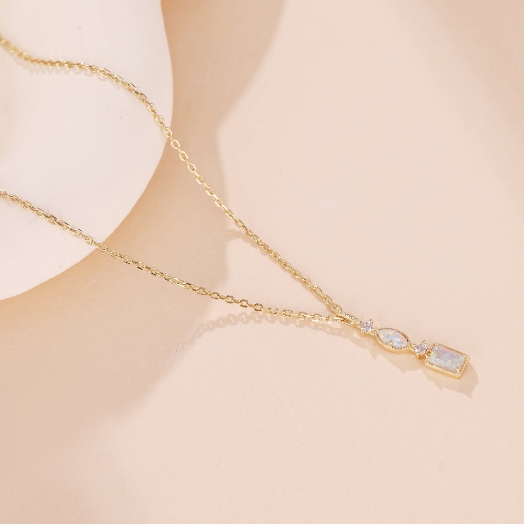 Collier Opale et Argent Plaqué Or pour la Sérénité - Biloria