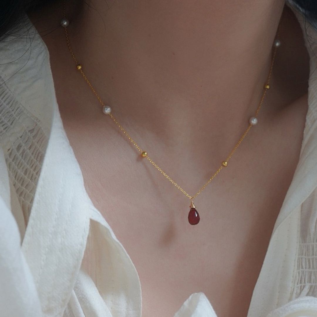 Collier Perles Grenat Argent Plaqué Or 14K - Cadeau Passion - Biloria