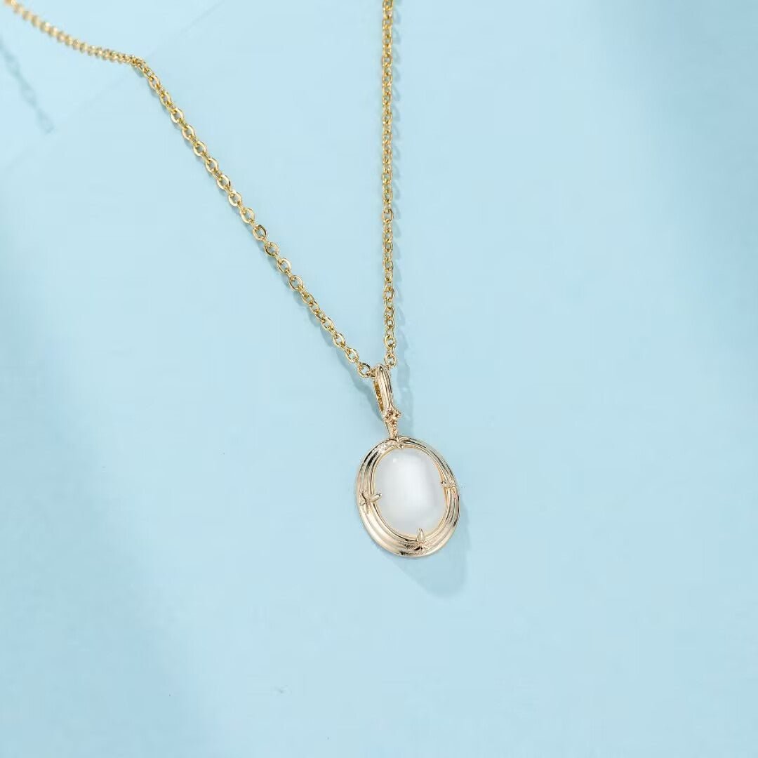Collier Pierre de Lune Ovale Plaqué Or 14K – Bijou Vintage - Biloria