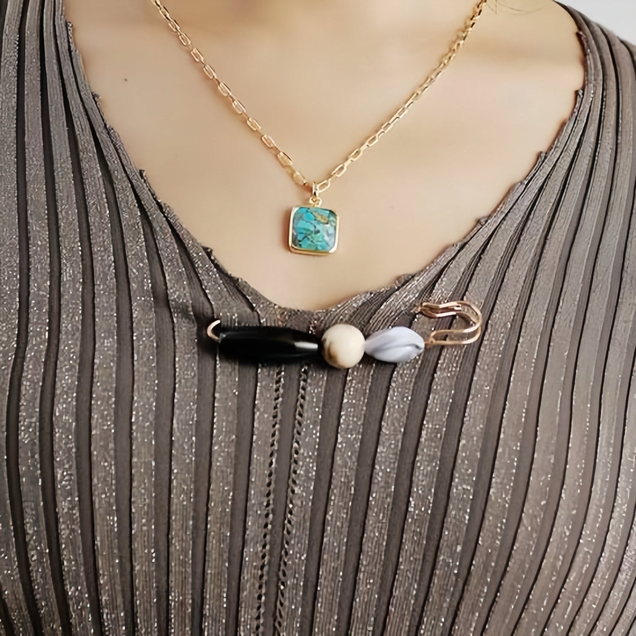 Collier Turquoise Carré Cyan Argent Plaqué Or Feng Shui - Biloria