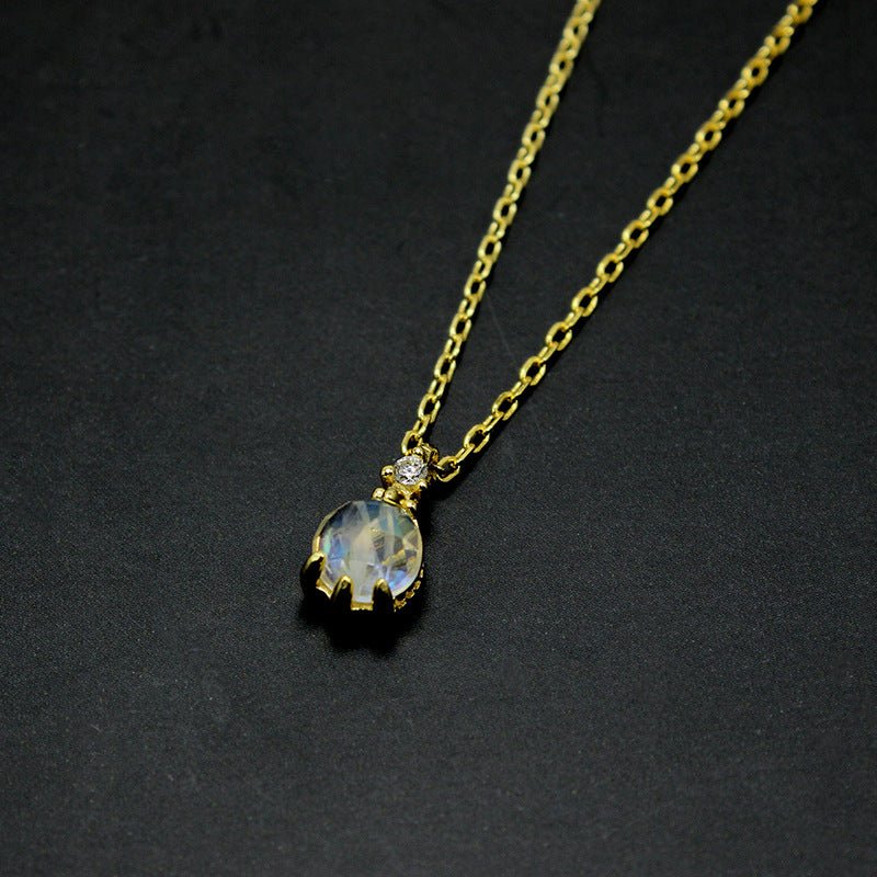 Offrir un Collier Pierre de Lune – Goutte Lumineuse, Argent Plaqué Or - Biloria