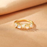 Offrir une bague pierre de lune argent plaqué or en cadeau - Biloria