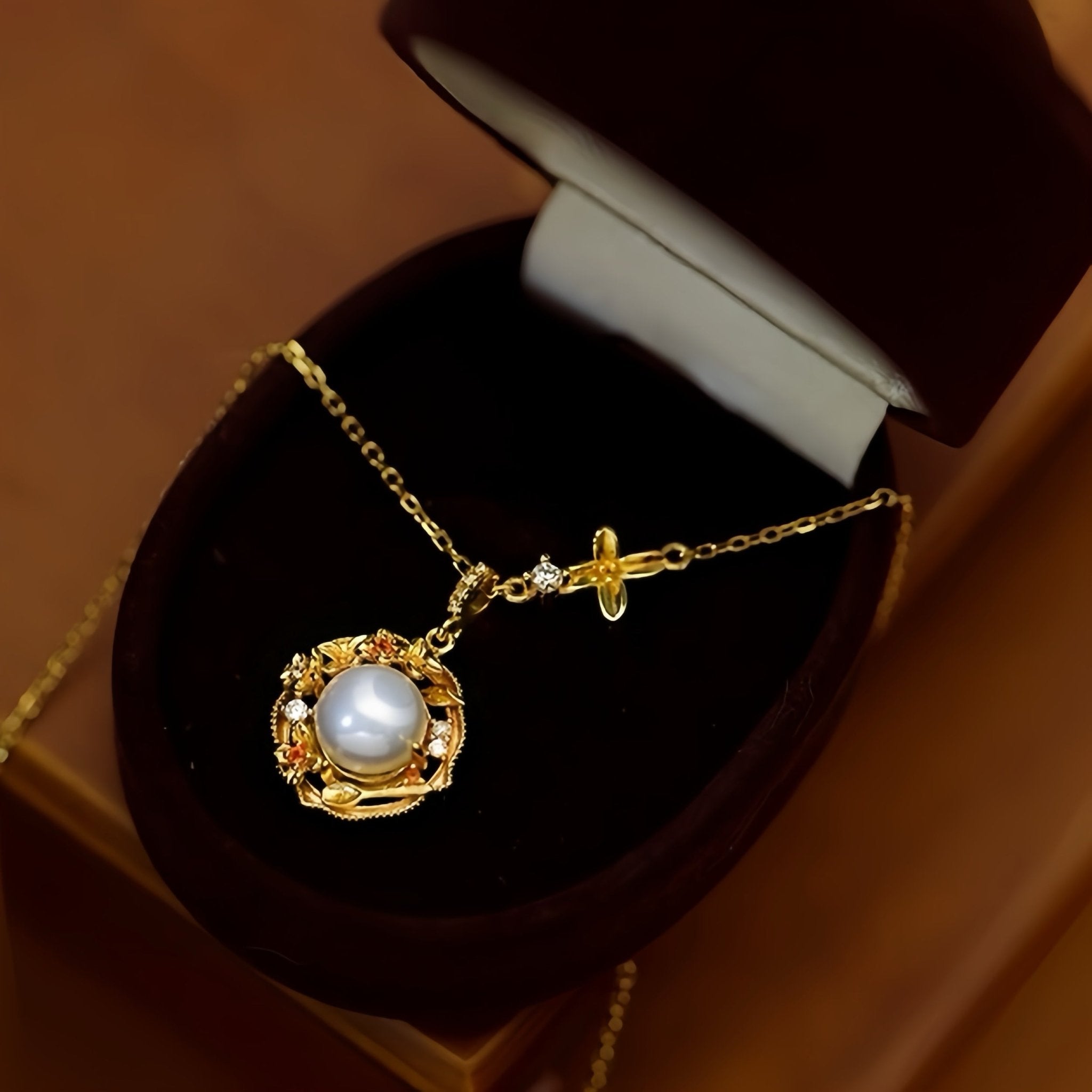 Pourquoi Offrir un Collier Perle Fleur Précieuse Argent Plaqué Or ? - Biloria