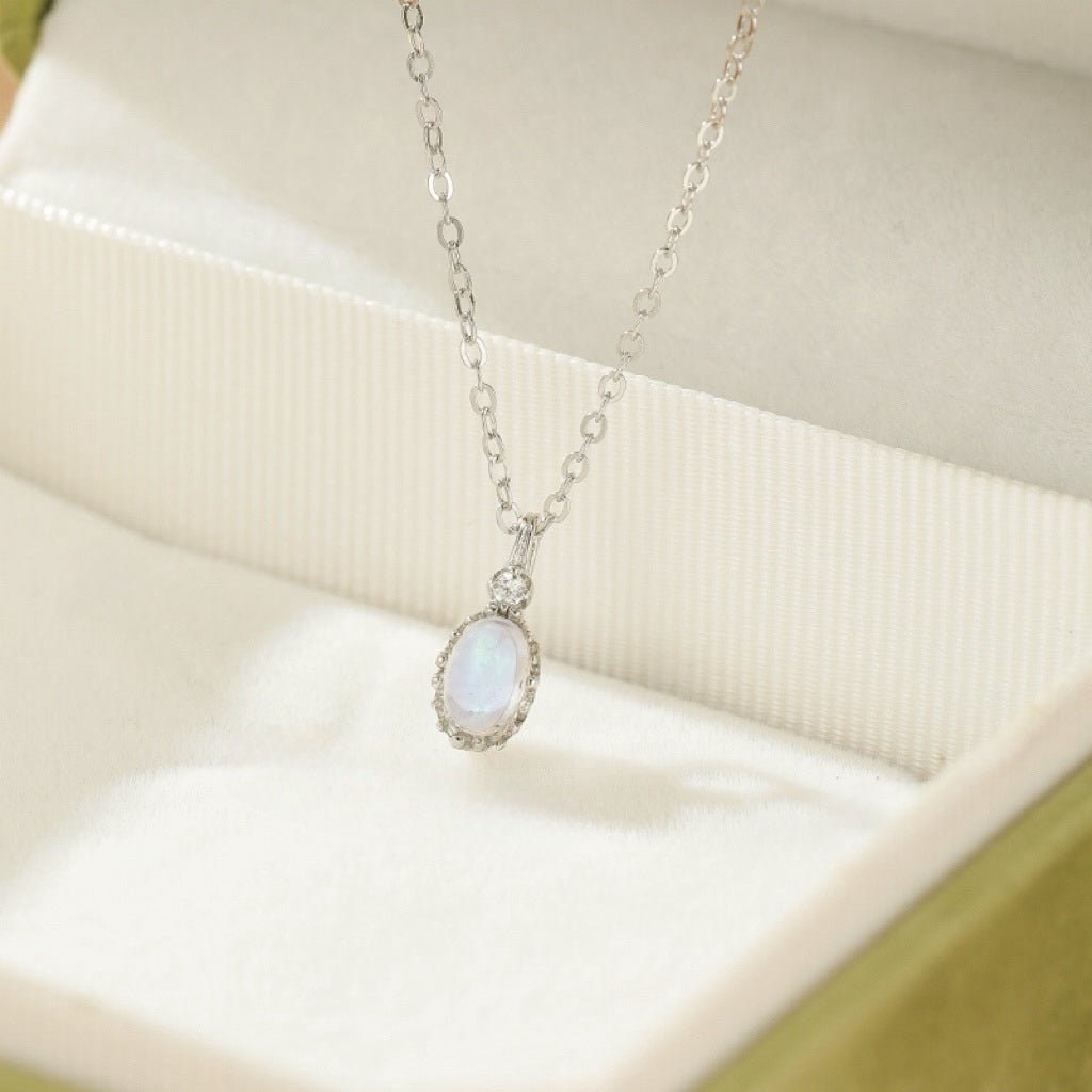 Prêt pour un nouveau départ ? Collier Pierre de Lune Argent Plaqué Or - Biloria